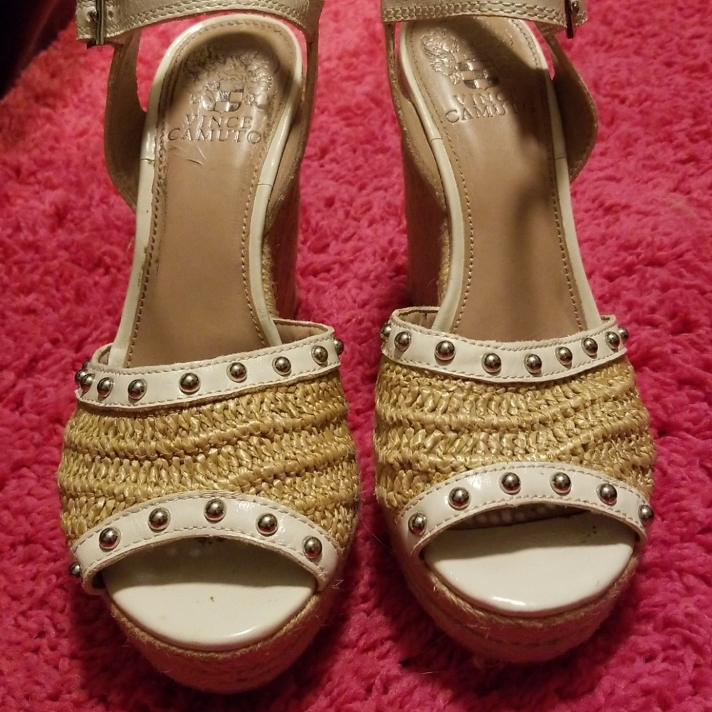 Vince Camuto Halen